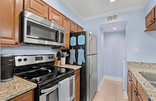 Myrtle Beach Condo | 2Bed/2Bath Condo - 3 minute walk to the sand in Arcadian Shores/Shore Drive!