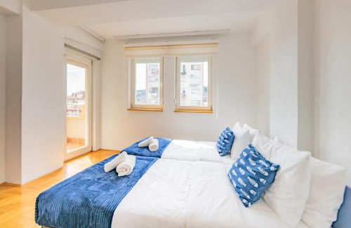 Ohrid Apartment | 2Bed 2Bath Lake View Balcony Parking Family APT