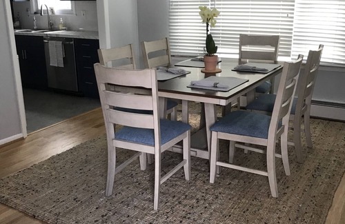 Stonington House | Beautiful 2Bed/2Bath with Ocean Views and Pool Access