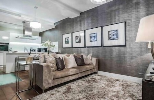 London City Centre Apartment | Ideal 2Bed3Bath Stay near Covent Garden & Trafalgar