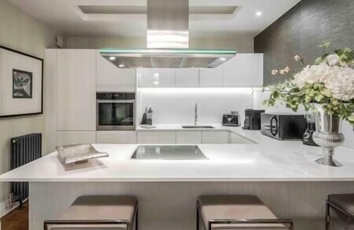 London City Centre Apartment | Ideal 2Bed3Bath Stay near Covent Garden & Trafalgar