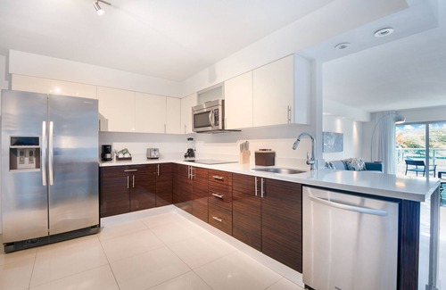 Bal Harbour Apartment | Inviting 2 Bedroom City View Retreat by Bal Harbour Beach