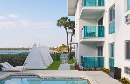 Bal Harbour Apartment | Inviting 2 Bedroom City View Retreat by Bal Harbour Beach