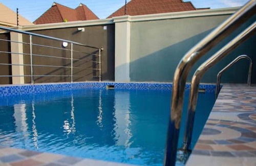 Alimosho Apartment | 2bedroom with POOL, GYM, Wi-Fi, 24hrs power