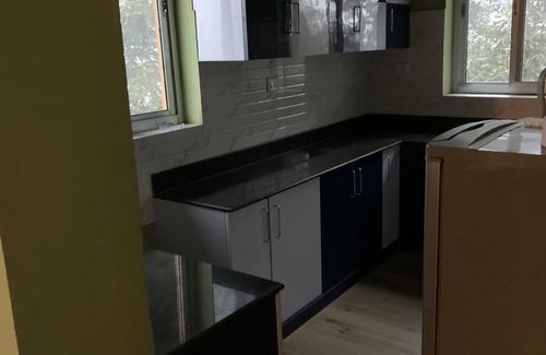 Siddharthanagar Apartment | Pet-Friendly 2BHK Apartment with Breakfast & Kitchen Amenities