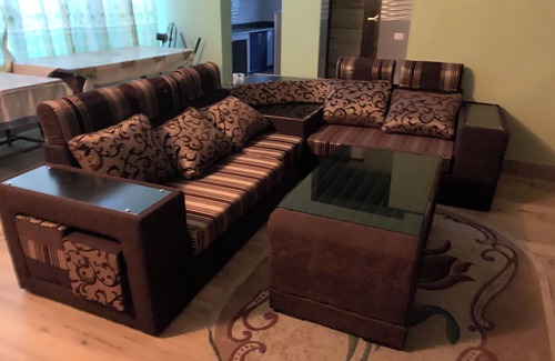 Siddharthanagar Apartment | Pet-Friendly 2BHK Apartment with Breakfast & Kitchen Amenities