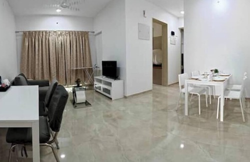 Hiranandani Gardens Apartment | 2BHK service apartment Andheri