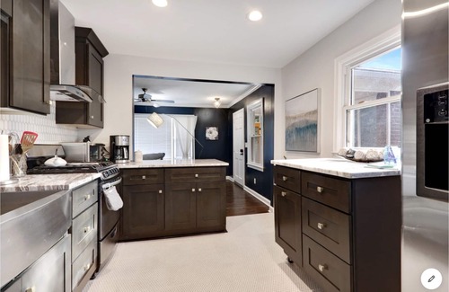 Belvedere Park House | Stylish 2BR Designer House in Decatur - Family Friendly