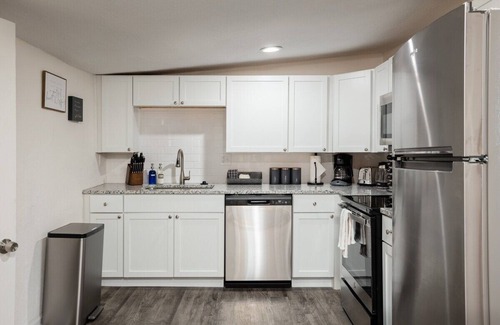 Rosedale House | Charming 2BR Bungalow Near KUMed with Great Amenities