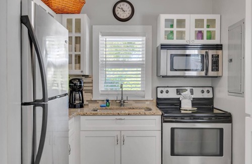 Islamorada Cottage | Tranquil Cottage Retreat with Heated Pool in Islamorada