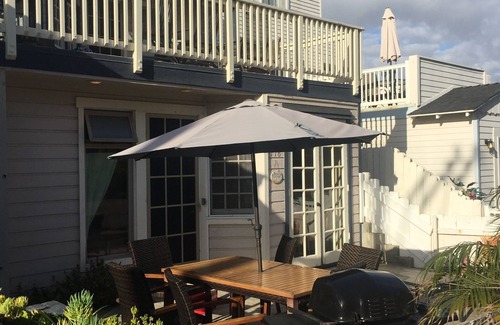South Mission Beach House | Oceanfront 2BR Retreat with Spa & Garage - Book Now!