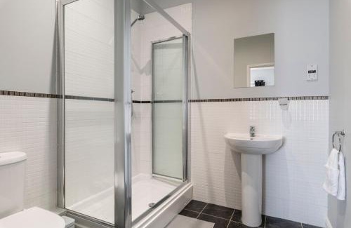 Crawley Apartment | Elegant 2BR Apartment Near LGW with Free Parking & Kids' Amenities