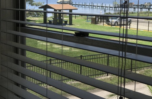 Bradenton Beach House | Bayfront Retreat with Stunning Sunrise & Free WiFi