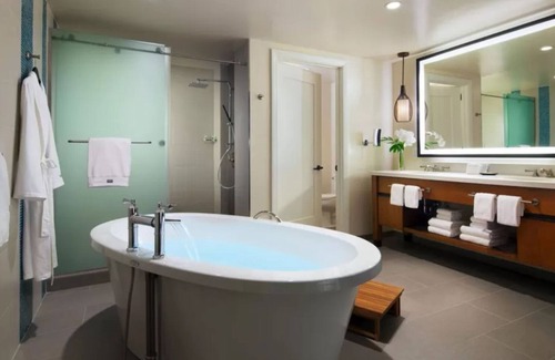 Lahaina Villa | Experience Ocean View Comfort at Westin Nanea Resort