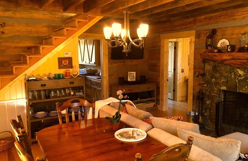 Mentone Cabin | Romantic River Mountain Cabin with Hot Tub & Spa Amenities