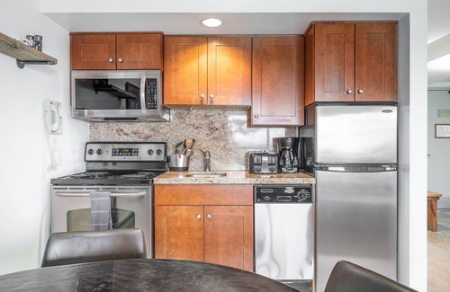 North Park City Condo | Perfect Ski-in/Ski-out Condo at Park City with Top Amenities