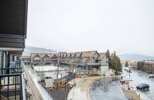 North Park City Condo | Perfect Ski-in/Ski-out Condo at Park City with Top Amenities