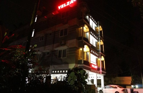 Alwaye Apartment | Convenient 2BR Apartment Near Rajagiri Hospital with AC
