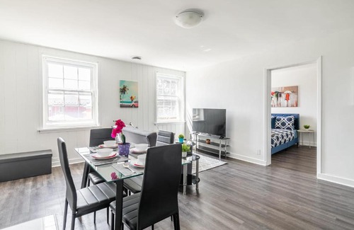Beasley Apartment | Cozy 2BR Apartment Near Parks & Shopping with Netflix