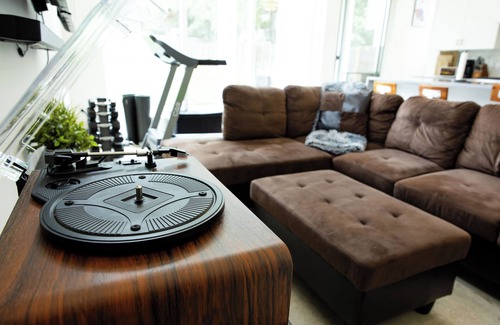 Galindo House | Downtown Austin Oasis: EV Charging and Pet-Friendly Stay