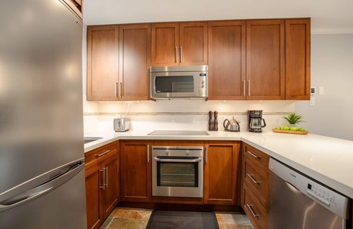 Whistler Creekside House | Guest Rated 10/10: Multi-Level Townhome at Creekside