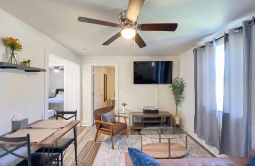 Parker Apartment | Pet-Friendly 2BR Retreat Near Swamp Rabbit Trail!