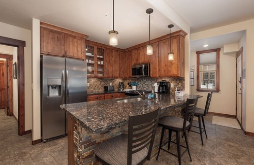 Fraser Condo | Tranquil Retreat | Steps from Winter Park Resort