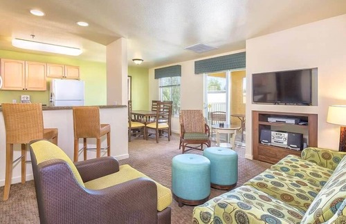 Las Vegas Condo | Top-Rated 2br Condo Near Las Vegas Strip with Spa Access