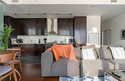 West Bellevue Apartment | Experience the Sophari: 2BR Bellevue Penthouse Retreat