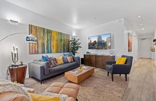 Central East Austin House | Designer 2BR Condo in Trendy Downtown Austin