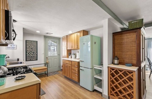 Dennis Port House | Relaxing 2BR Retreat with Ocean View, Steps from Beaches
