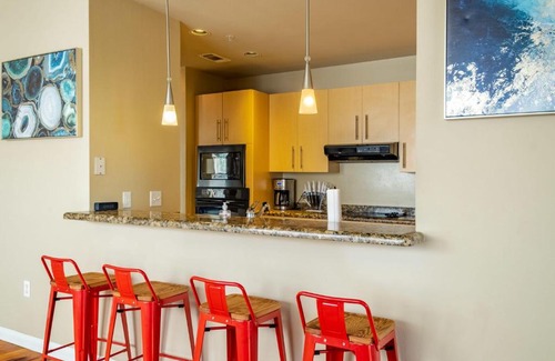 Cityplace Apartment | Executive 2BR Suite with Pool & Gym by ENVITAE Awaits