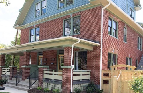 Roanoke Condo | Guest-Centric Comfort at The Winona House - Rated 10/10