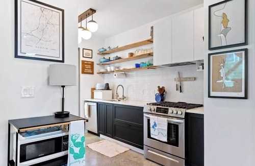 Cherrywood House | Bright and Inviting 2BR in Historic Neighborhood