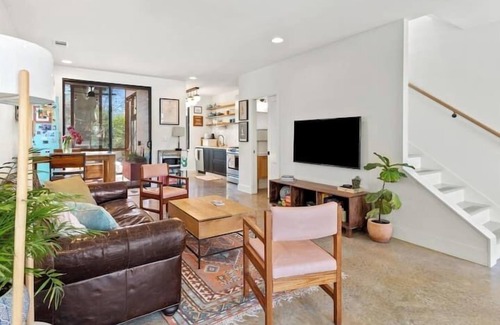 Cherrywood House | Bright and Inviting 2BR in Historic Neighborhood