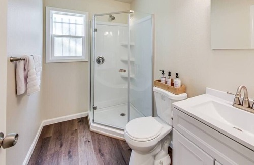 Downtown Berkeley Apartment | Family-Friendly 2BR Retreat in Berkeley Near Campus