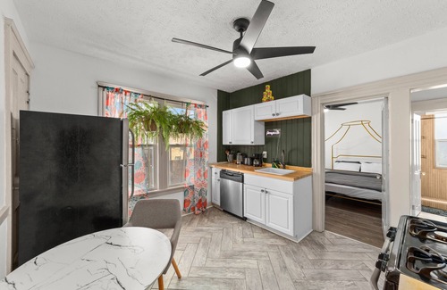 Little Italy Apartment | Discover a 2BR Haven in Vibrant Little Italy