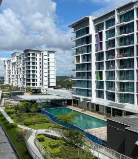 Kuching Apartment | Inviting 2BR Jazz Suites near Megamall Kuching, Rated 9.1