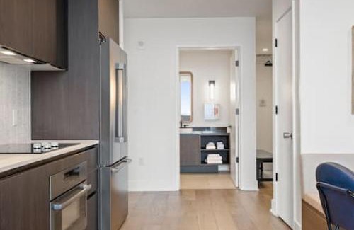 Rainey Street Historic District Apartment | Modern 2BR Highrise Retreat Near Vibrant Rainey St