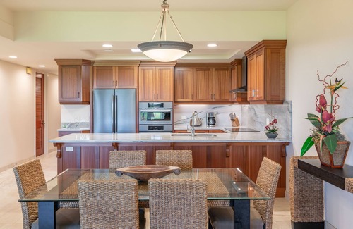Kamuela Condo | Oceanfront Escape: Unforgettable Views Await Your Getaway