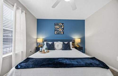 Pleasant Valley Apartment | 2BR Modern Hideaway near Downtown, Gated, Pool
