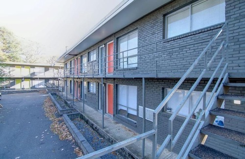University District Apartment | Family-Friendly 2BR Near University of Memphis Awaits