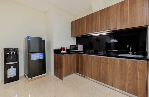 Pancoran Apartment | Cozy 2BR Pancoran L'Avenue Apartment with Pool & Kitchen