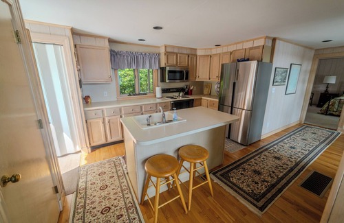 Damariscotta House | Ideal Lakeside Retreat with Pool & Ocean Views, Rated 10/10