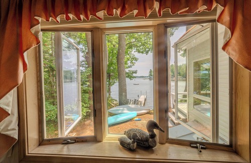 Damariscotta House | Ideal Lakeside Retreat with Pool & Ocean Views, Rated 10/10