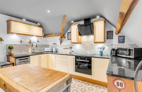 Norwich Apartment | Cozy Snugg Central: Free Wifi, Parking & Top Reviews