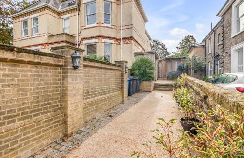 Norwich Apartment | Cozy Snugg Central: Free Wifi, Parking & Top Reviews