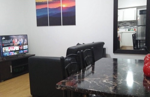 Makati House | Comfortable 2BR Unit at Acqua Residences with Netflix & Pool