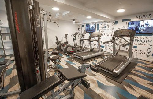 Fairpark Apartment | 2BR Downtown SLC Hot Tub Free Parking
