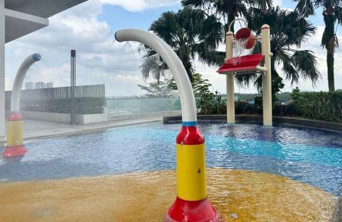 Central District Apartment | Modern 2BR Oasis with Pool & Ocean View near Mid Valley